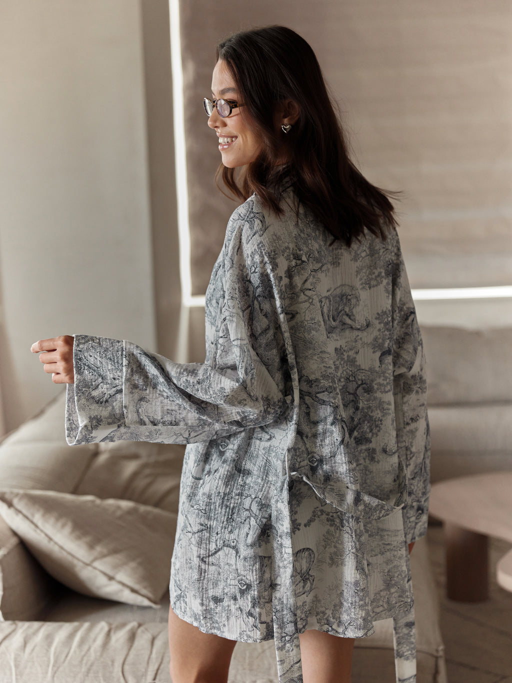 UNÀMI Muślinowe kimono z szortami „śnieżka”